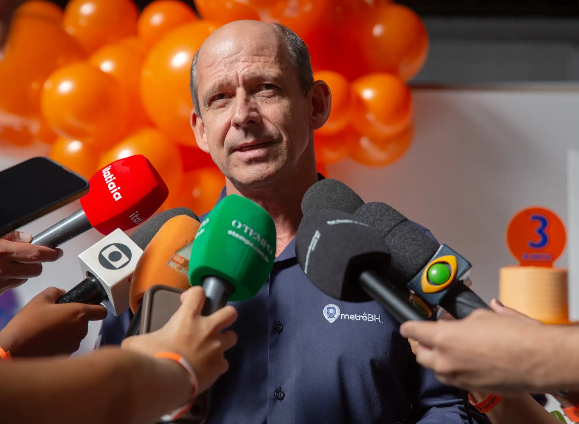 Coletiva de imprensa dos três anos do Metrô BH fotografada pela SparkFilmes